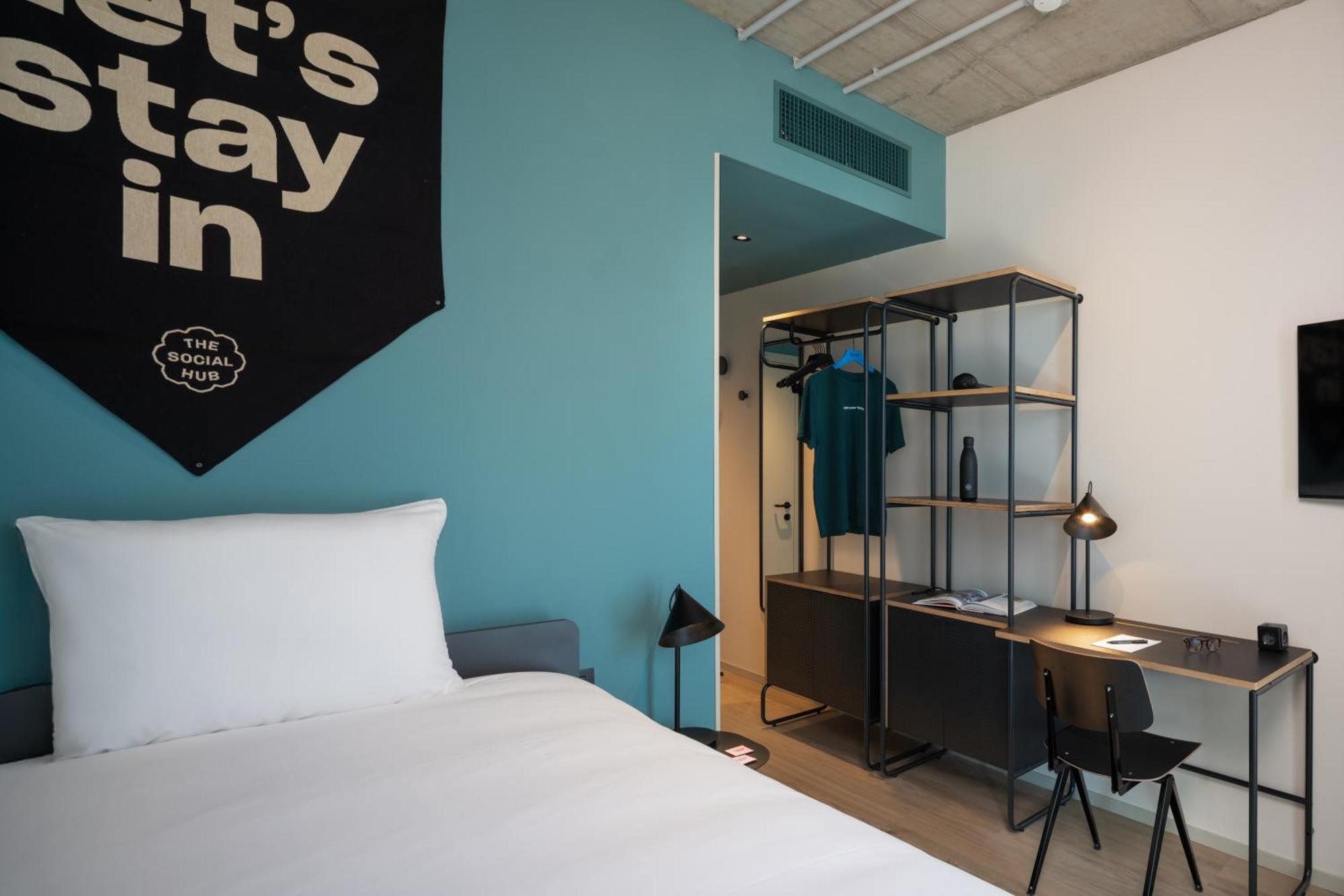 The Social Hub 4* Rom
