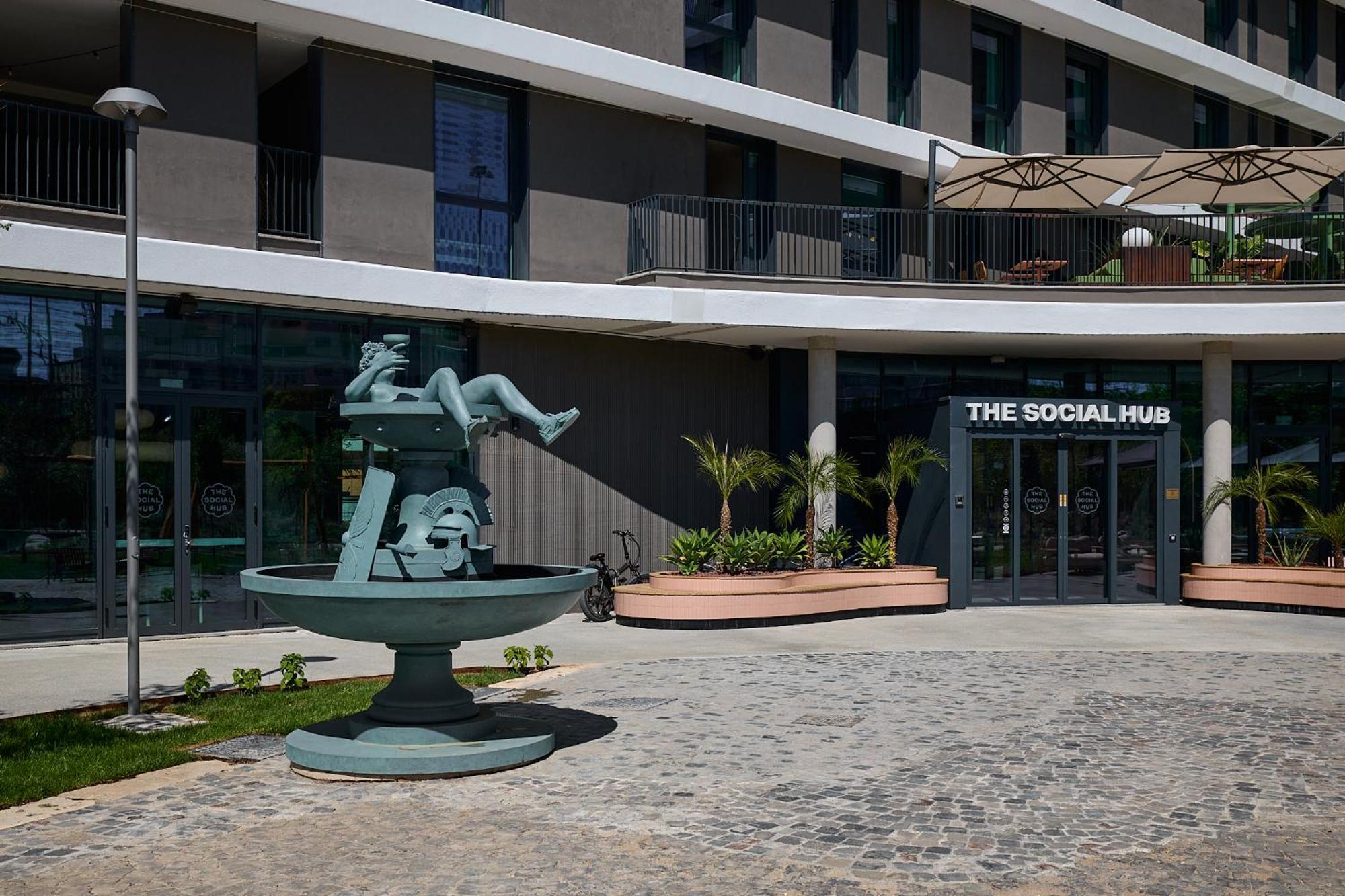 The Social Hub 4* Rom